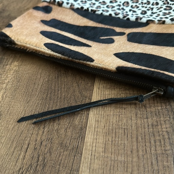 Totem leopard printed calf hair clutch with leather trim YKK - Picture 7 of 11